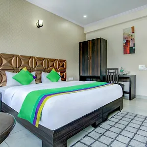 Treebo Trend Blooms Premium Hotel