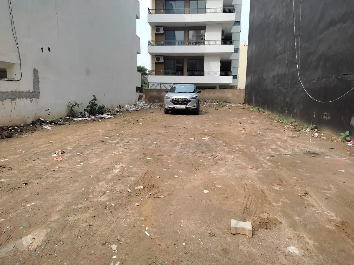 Hotel Saltstayz Express - Golf Course Road & Dlf Phase-1 Gurgaon