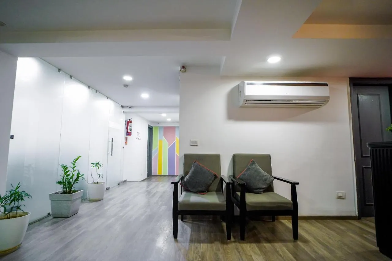 Hotel Saltstayz Express - Golf Course Road & Dlf Phase-1 Gurgaon